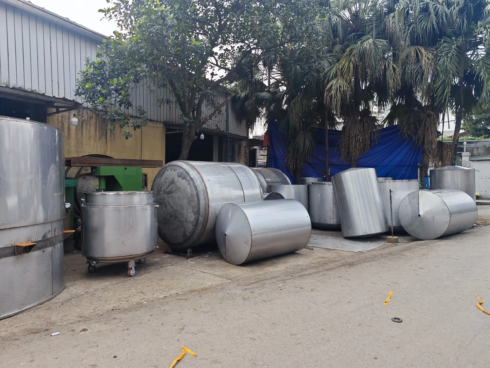 Khách hàng Vũ Xuân Được đánh giá về sản phẩm Bồn Khuấy Mực In Công Nghiệp Chất Lượng Cao, Vận Hành Ổn Định 0