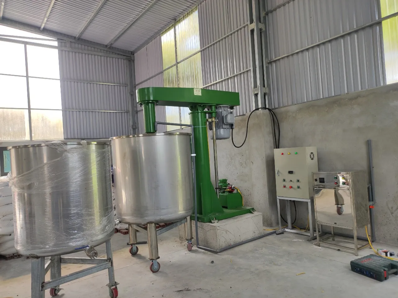 Khách hàng Đào Duyên đánh giá về sản phẩm Máy Khuấy Keo 500 Lít - Chìa Khóa Cho Sự Phát Triển Bền Vững 2