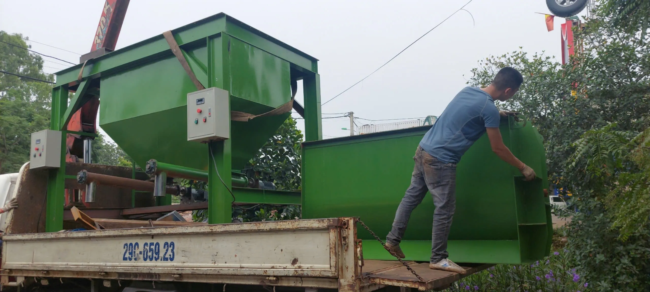 Khách hàng Nguyễn Hoài An đánh giá về sản phẩm Máy Trộn Bột Bả 2000kg 50 Bao - Giải Pháp Trộn Khối Lượng Lớn 2