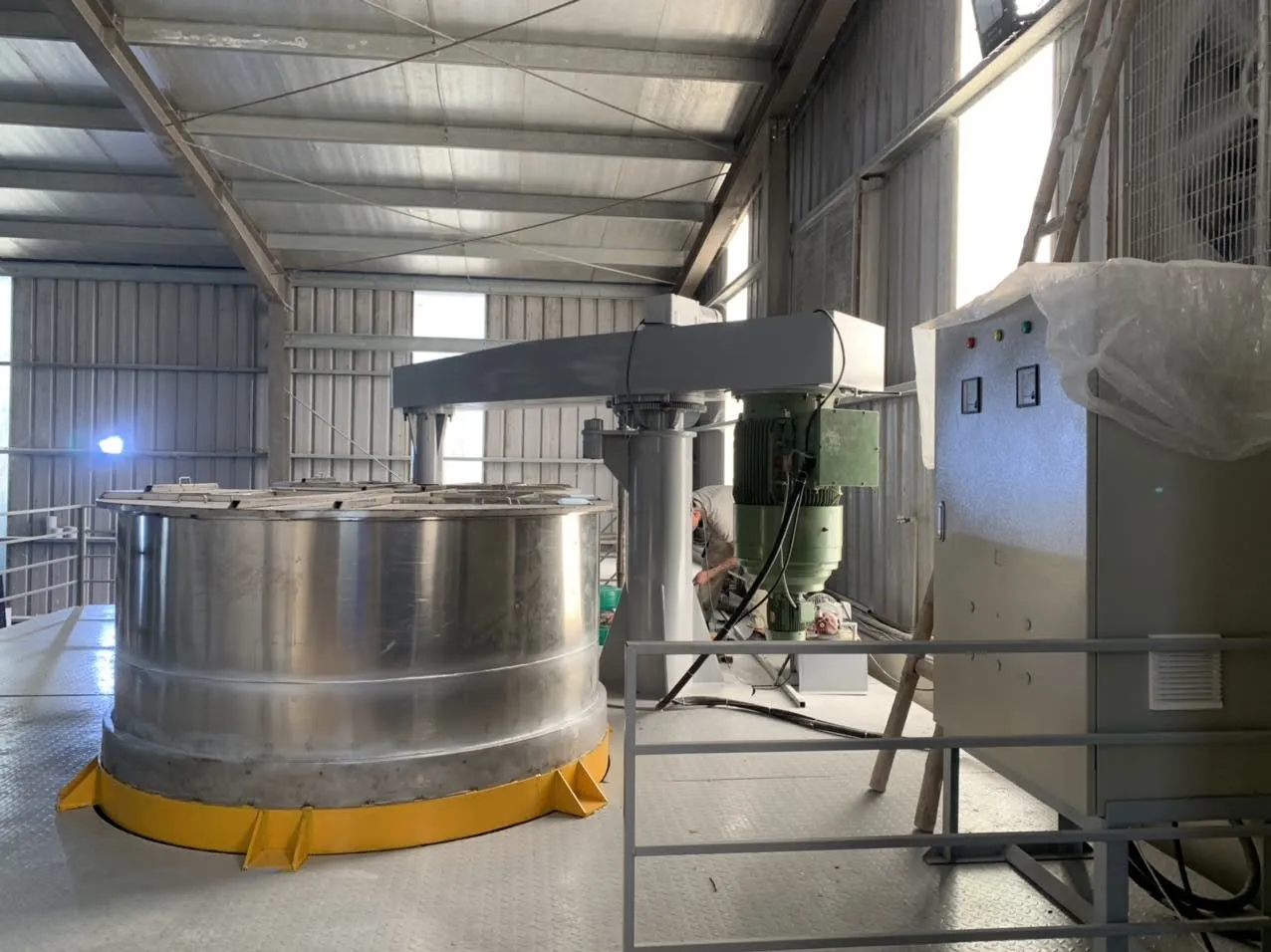 Máy Khuấy Sơn 5000 Lít 90kW Nâng Tầm Hiệu Suất Nhà Máy Của Bạn - Ảnh 1
