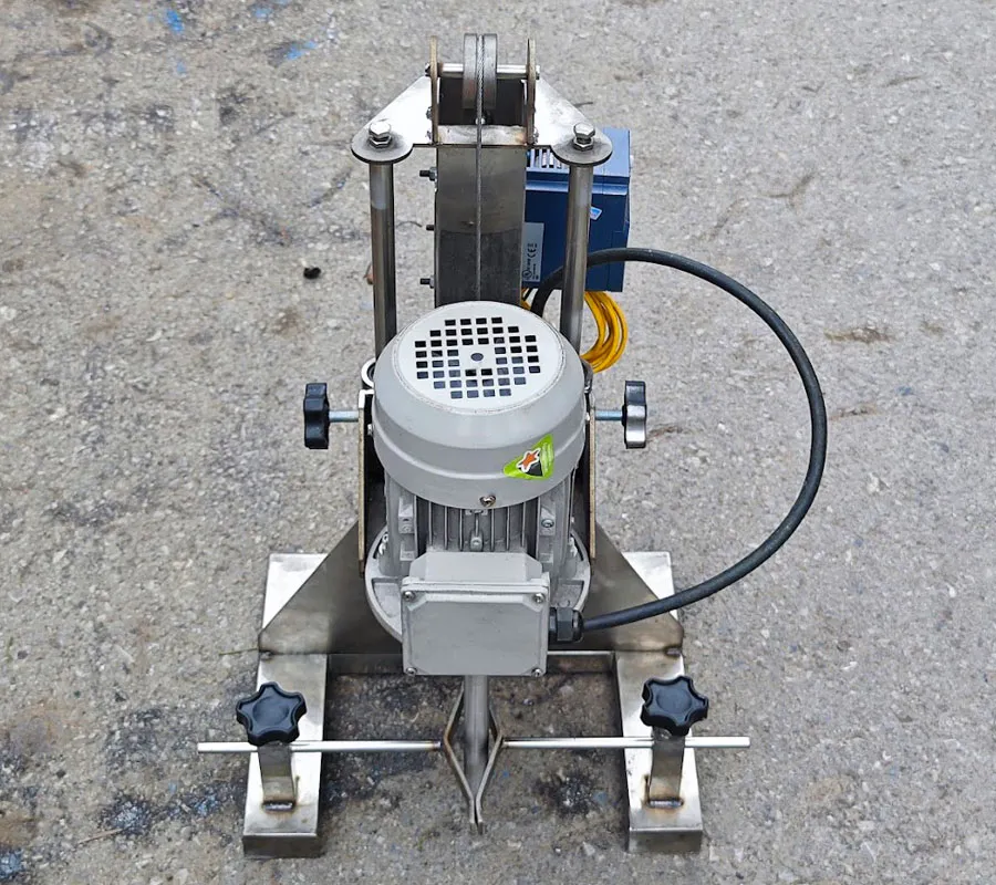 Máy Khuấy Thí Nghiệm 1 3 lít – Thiết Bị Nhỏ Nhưng Sức Mạnh Lớn - Ảnh 1