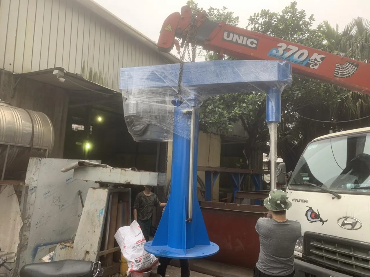 Máy khuấy sơn 2500 lít 45kW - Ảnh 1