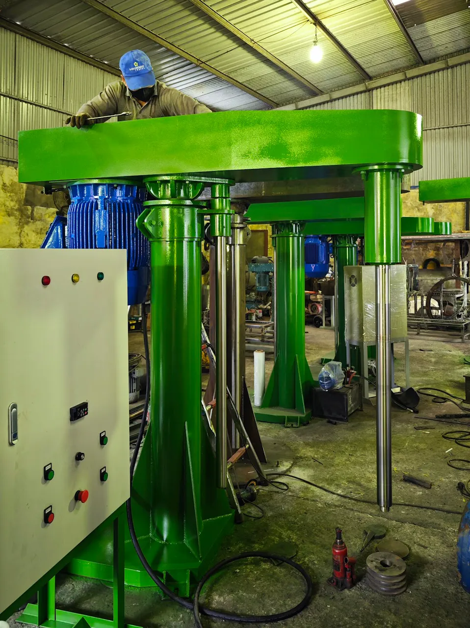Máy Khuấy Sơn 2000 Lít 37kW - Giải Pháp Hoàn Hảo Của Các Nhà Máy Sản Xuất - Ảnh 1