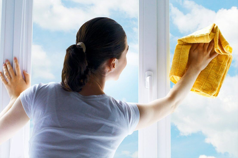 Công ty gia công nước lau kính trọn gói